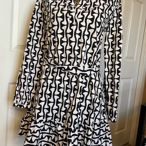 Jessica Simpson dress - Picture 2 of 8